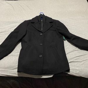 Large Black Simons Men’s Peacoat with extra lining. Never warn, still has tag